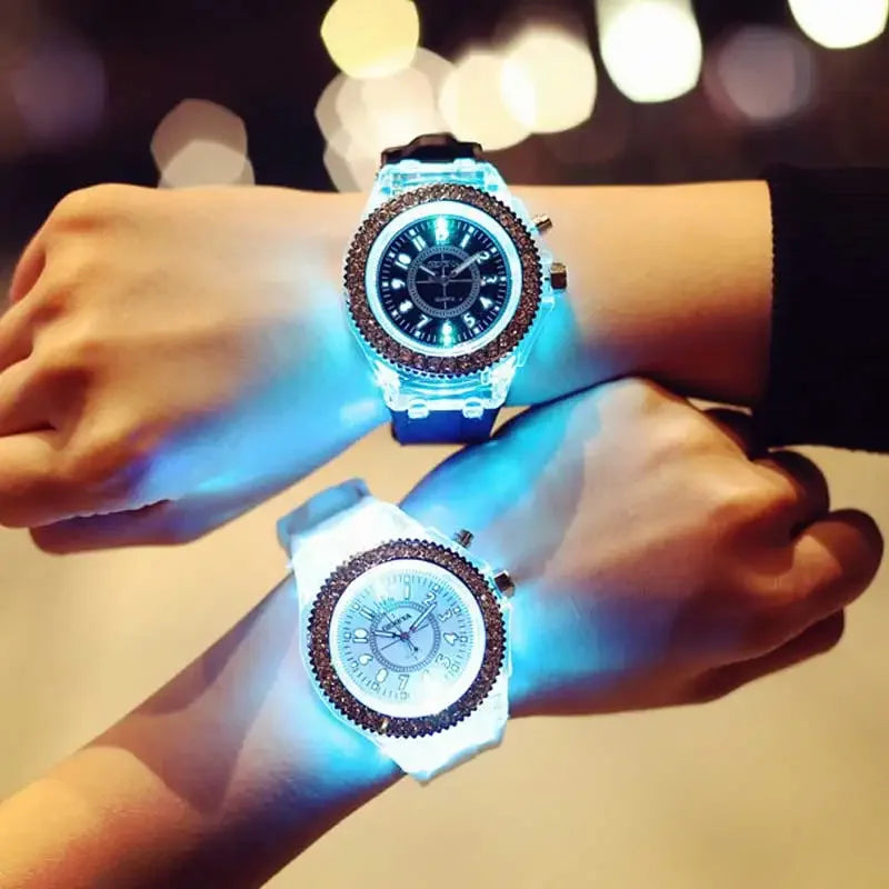 Women Flash Luminous Personalized Rhinestone LED Watch Trends Students Lovers Jelly Woman Men Watches Harajuku Light Wrist Watch Vedee