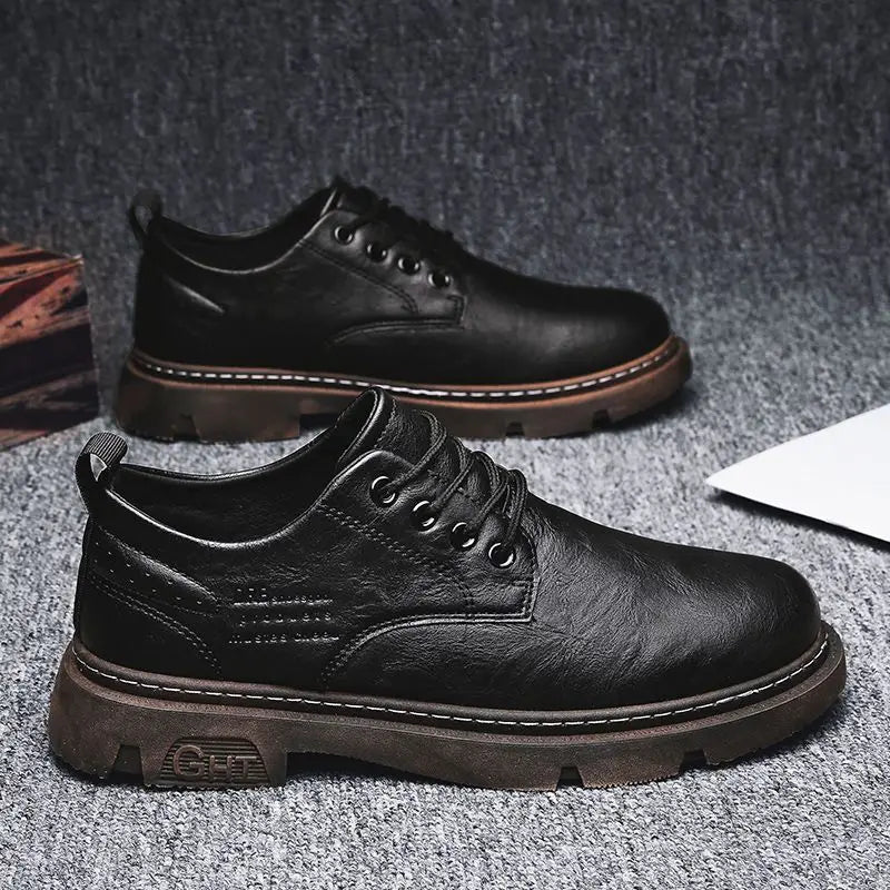 Leather Shoes Men's Korean Version Trend Versatile Business Dress British Small Leather Shoes Autumn New Youth Black Vedee