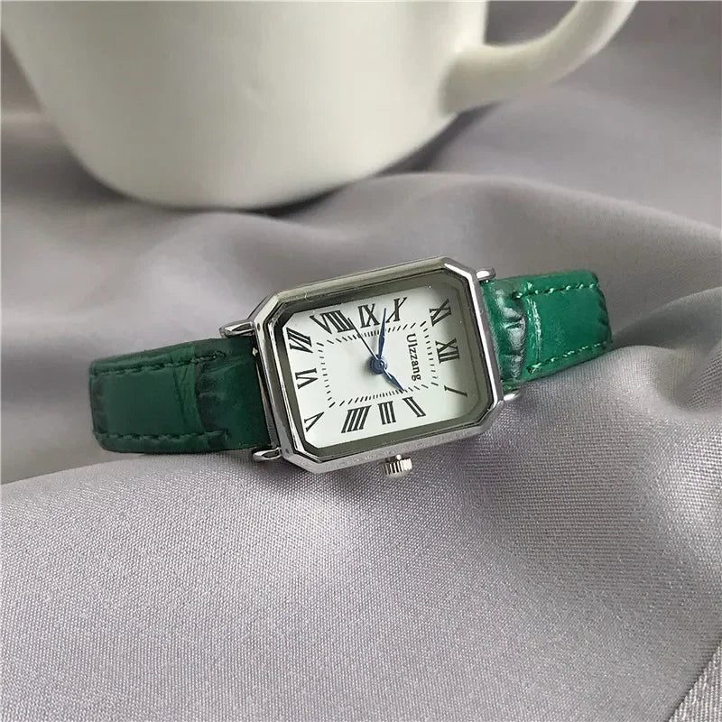 Women Watches Vintage Small Dial Watch Sweet Leather Strap Casual Women's Watches Bracelet Quartz Ladies Watch Women Clock Wrist Vedee