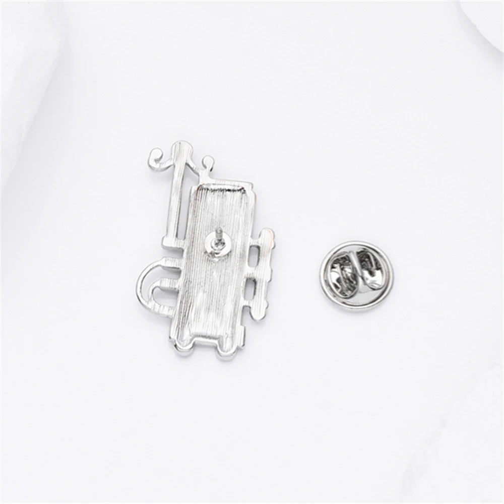 Nephrology Dialysis Machine Pin Trendy Silver Color Coat Zircon Jewellery Medical Urology Series Brooch Badge Doctor Jewelry Vedee