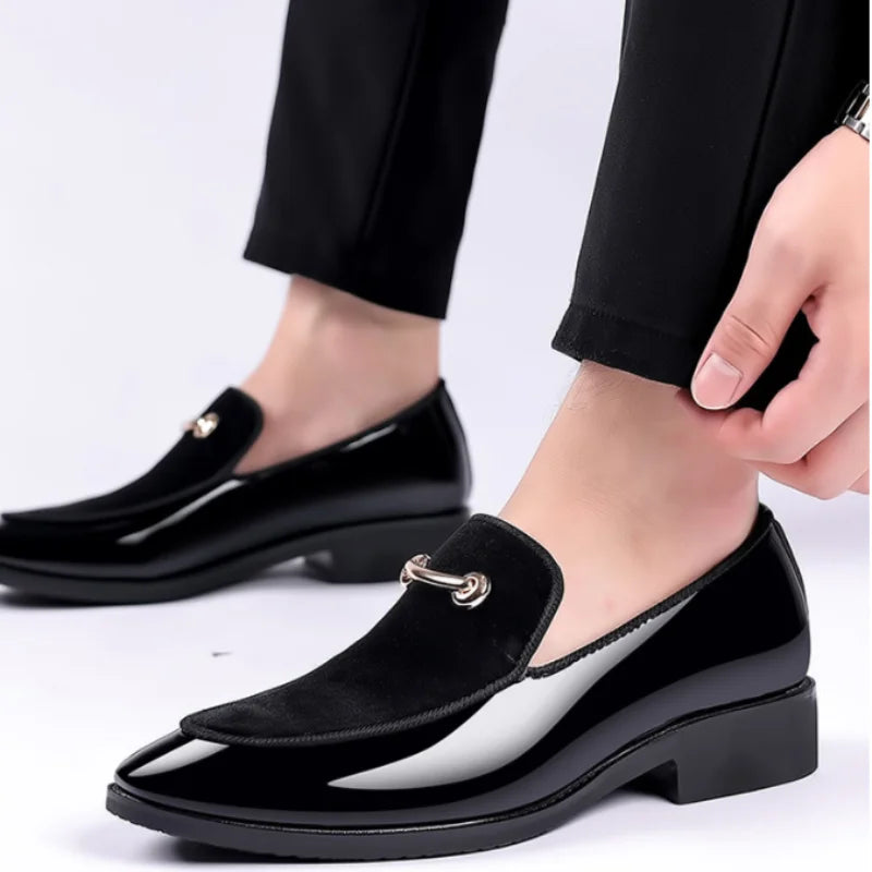 British Suede Patent Leather Casual Men Shoes Korean Version Trend Loafers Marriage Men Shoe Hair Stylist Single Shoe Dress Shoe Vedee