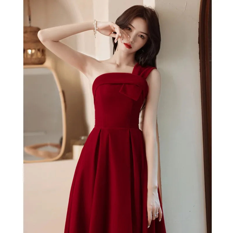 Women Burgundy One Shoulder Wedding Dress Elegant A Line Prom Party Gown Toast Clothing Vedee