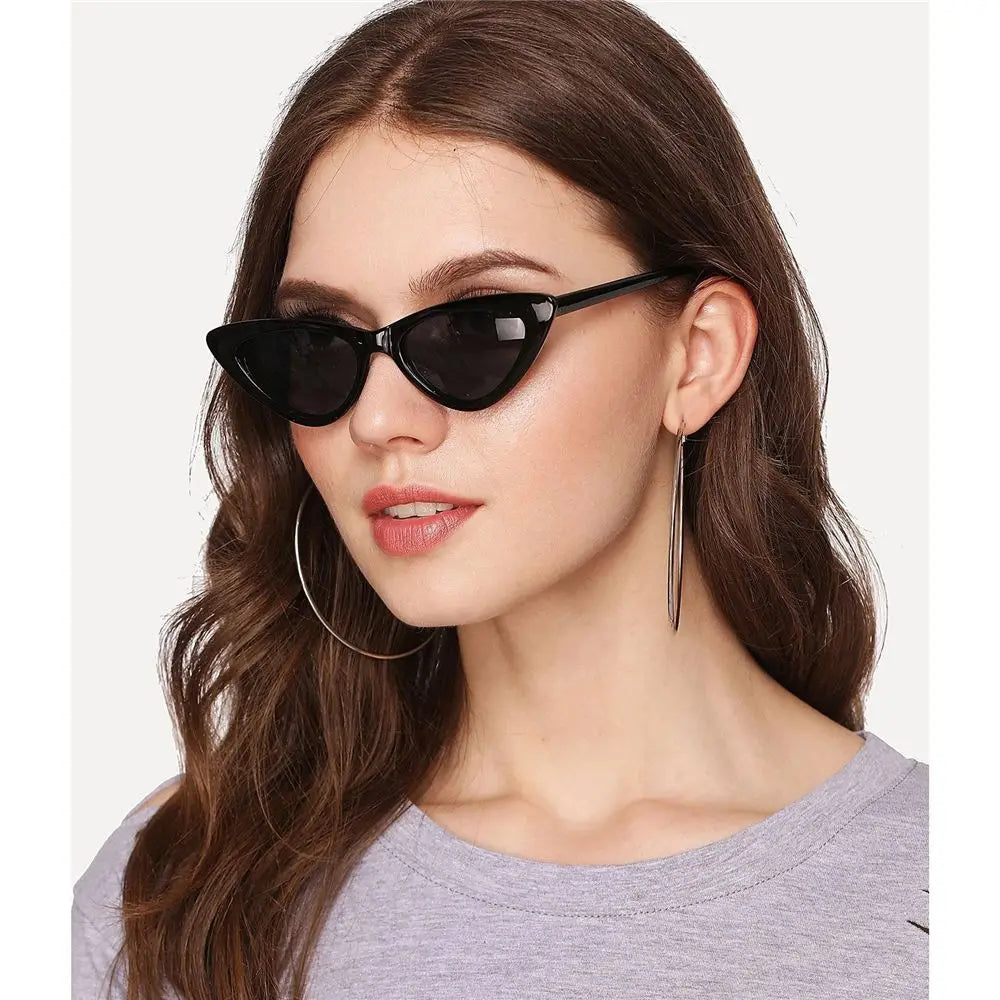 Fashion Vintage Cat Eye Sunglasses for Women Small Frame Retro Sunglasses Trendy Streetwear Accessories UV400 Protection Eyewear Vedee